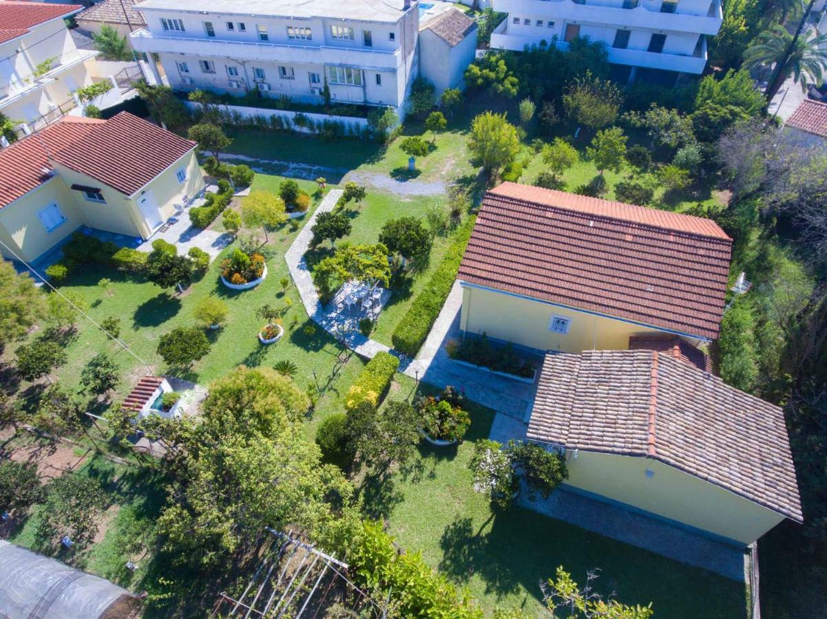 Manolia Apartments Ypsos Exteriör bild